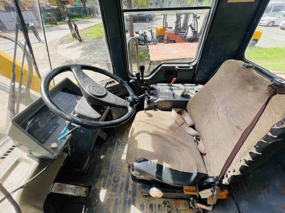 Komatsu WA320-8 - Ratinis krautuvas: foto 4 Komatsu WA320-8 - Ratinis krautuvas: foto 4