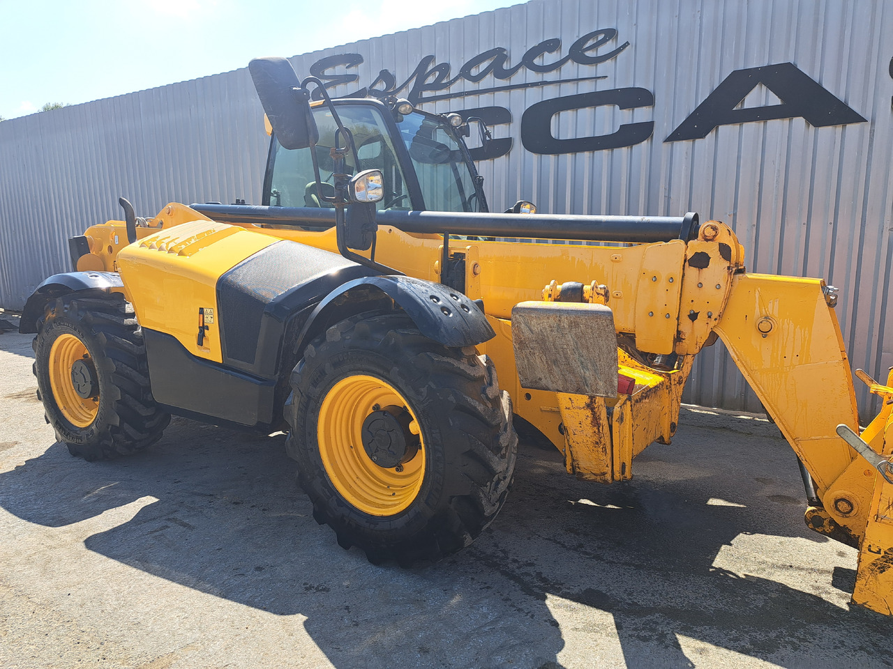 JCB 540-140 - Teleskopinis krautuvas: foto 2 JCB 540-140 - Teleskopinis krautuvas: foto 2