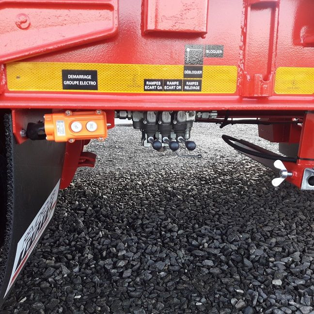 Louault 3 essieux plant carrier / low loader Trailer - Žemo profilio platforma priekaba: foto 5 Louault 3 essieux plant carrier / low loader Trailer - Žemo profilio platforma priekaba: foto 5