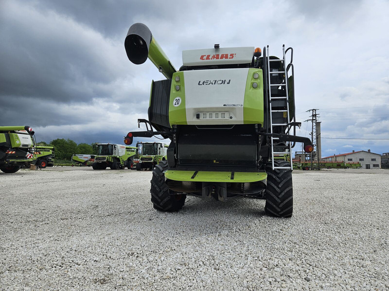 Claas Lexion 770 TT / VARIO 12M - Derliaus nuėmimo kombainas: foto 5 Claas Lexion 770 TT / VARIO 12M - Derliaus nuėmimo kombainas: foto 5
