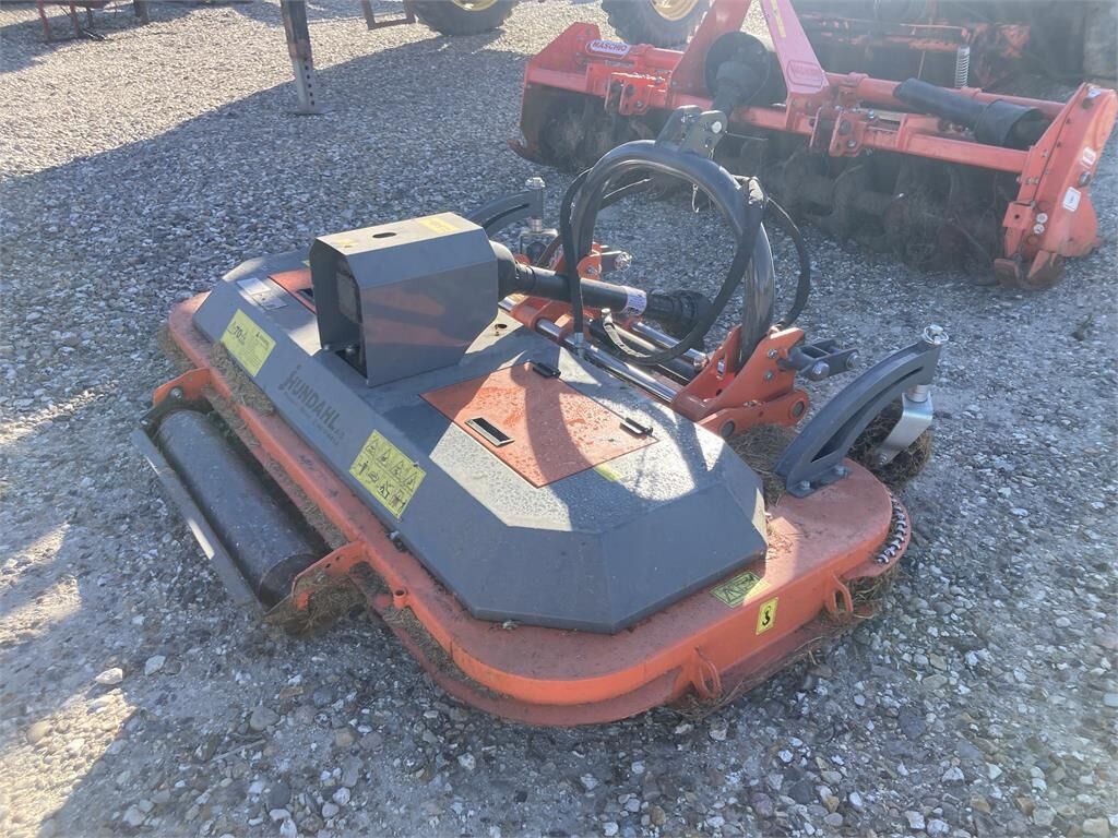 Dk-Tec ROTORKLIPPER 180CM G Dk-Tec ROTORKLIPPER 180CM G - Šienapjovė: foto 2 Dk-Tec ROTORKLIPPER 180CM G Dk-Tec ROTORKLIPPER 180CM G - Šienapjovė: foto 2