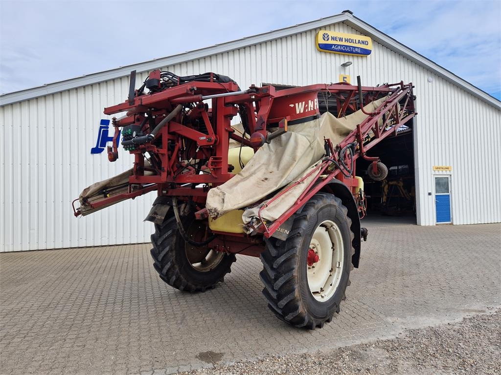 Hardi COMMANDER 2800 TWIN  - Prikabinamas purkštuvas: foto 3 Hardi COMMANDER 2800 TWIN  - Prikabinamas purkštuvas: foto 3