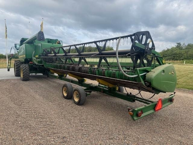 John Deere T660I - Derliaus nuėmimo kombainas: foto 5 John Deere T660I - Derliaus nuėmimo kombainas: foto 5