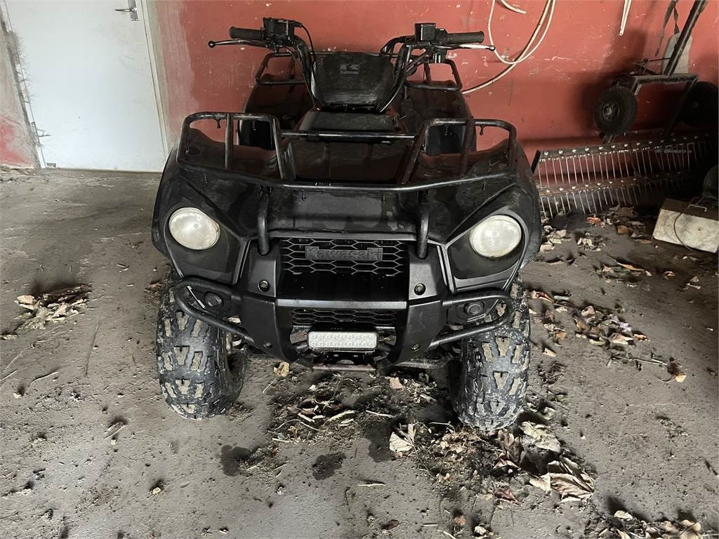Kawasaki 300 BRUTE FORCE 2*4 - Keturratis: foto 2 Kawasaki 300 BRUTE FORCE 2*4 - Keturratis: foto 2