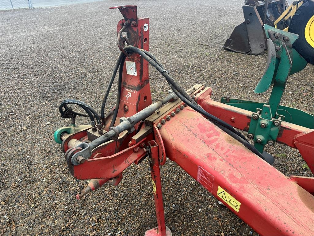 Kverneland F 160 - 4 FURET - Plūgas: foto 2 Kverneland F 160 - 4 FURET - Plūgas: foto 2