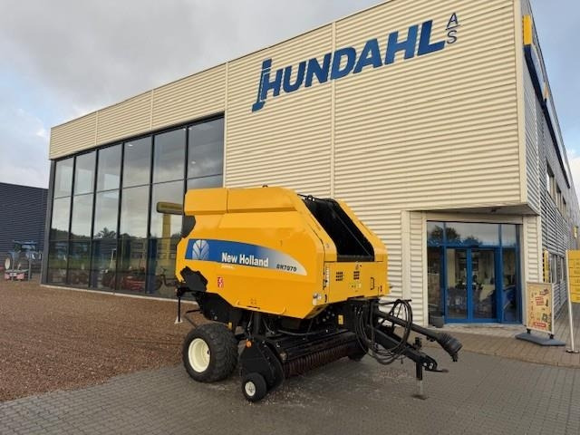 New Holland BR7070 - Ruloninis presas: foto 1 New Holland BR7070 - Ruloninis presas: foto 1