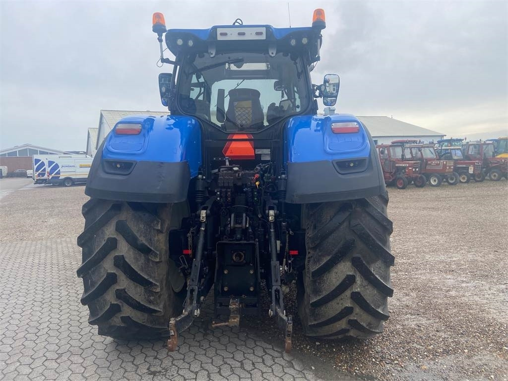 New Holland T7.315 AC - Traktorius: foto 3 New Holland T7.315 AC - Traktorius: foto 3