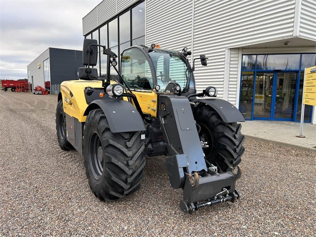 New Holland TH7.42-145HP NEW - Teleskopinis krautuvas: foto 2 New Holland TH7.42-145HP NEW - Teleskopinis krautuvas: foto 2