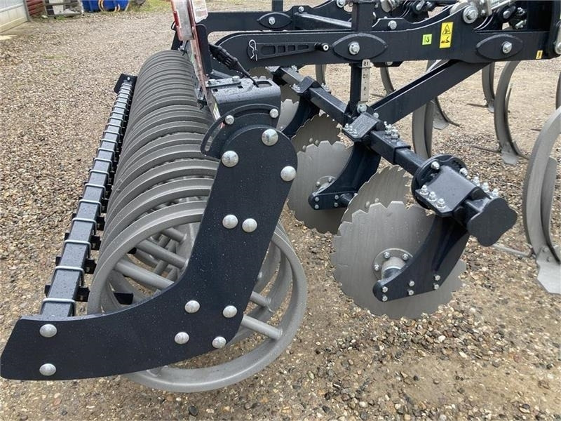 Agro-Tom 3.5 m. dybdeharve - Akėčios: foto 3 Agro-Tom 3.5 m. dybdeharve - Akėčios: foto 3