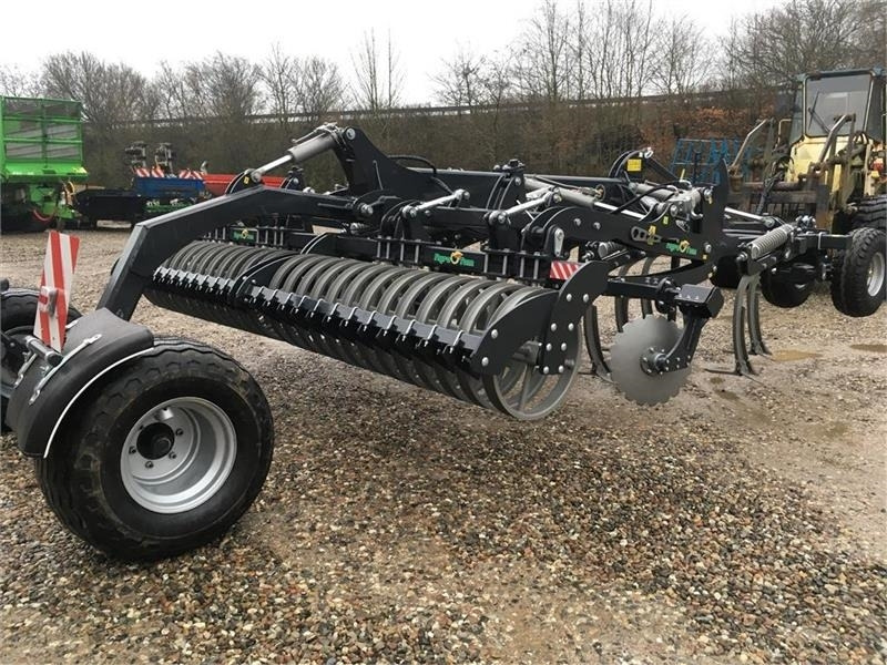 Agro-Tom 4.20 dybdeharve - Akėčios: foto 4 Agro-Tom 4.20 dybdeharve - Akėčios: foto 4