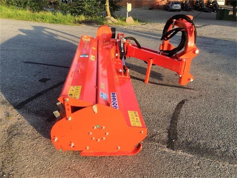 - - - Boxer 2.40 sideforskud klipper - Šlaitinis mulčeris: foto 2 - - - Boxer 2.40 sideforskud klipper - Šlaitinis mulčeris: foto 2