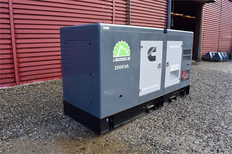 Cummins 200 KvA - Elektrinis generatorius: foto 2 Cummins 200 KvA - Elektrinis generatorius: foto 2