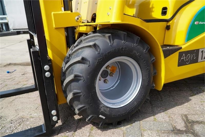 Eurotrac AGRI 12 Elektrisk - Elektrinis krautuvas: foto 3 Eurotrac AGRI 12 Elektrisk - Elektrinis krautuvas: foto 3