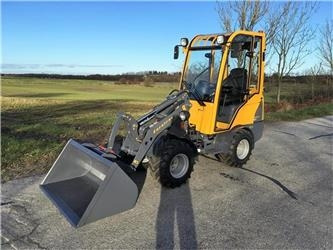 Eurotrac W11 Lav tårn og førerhus - Šarnyrinis krautuvas: foto 1 Eurotrac W11 Lav tårn og førerhus - Šarnyrinis krautuvas: foto 1