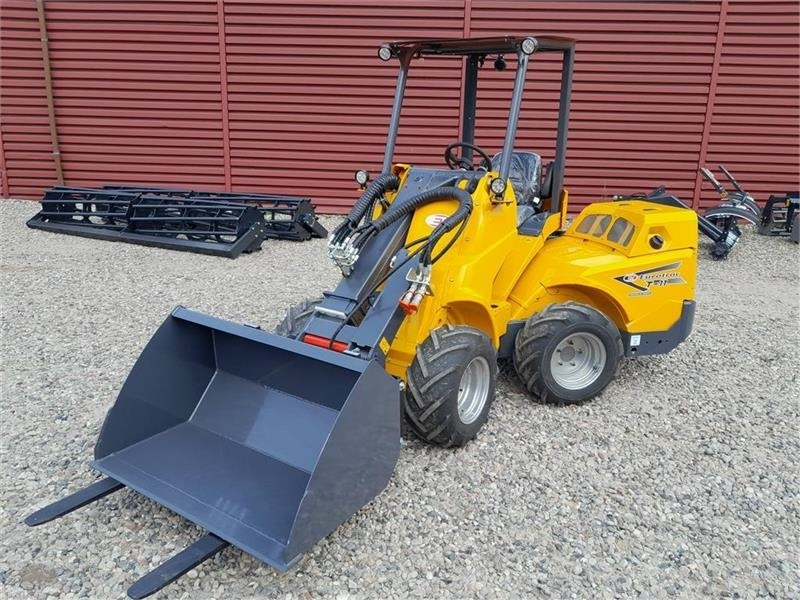 Eurotrac W11 Teleskop - Teleskopinis ratinis krautuvas: foto 4 Eurotrac W11 Teleskop - Teleskopinis ratinis krautuvas: foto 4