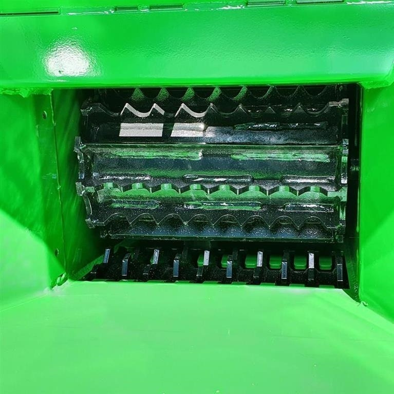 - - - FLISHUGGER TIL TRAKTOR KAPACITET OP TIL Ø250 - Medienos smulkintuvas: foto 5 - - - FLISHUGGER TIL TRAKTOR KAPACITET OP TIL Ø250 - Medienos smulkintuvas: foto 5