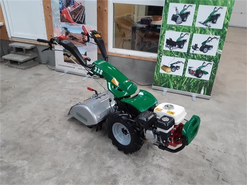 Ferrari 328 - Komunalinis traktorius: foto 1 Ferrari 328 - Komunalinis traktorius: foto 1