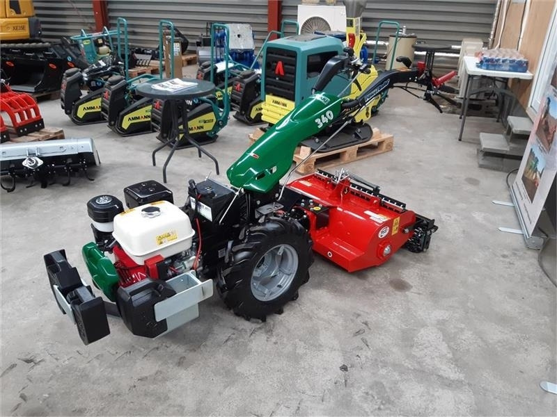 Ferrari 340 el-start - Komunalinis traktorius: foto 4 Ferrari 340 el-start - Komunalinis traktorius: foto 4