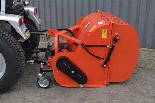 - - - boxer  - Padargas - Komunalinis traktorius: foto 1 - - - boxer  - Padargas - Komunalinis traktorius: foto 1