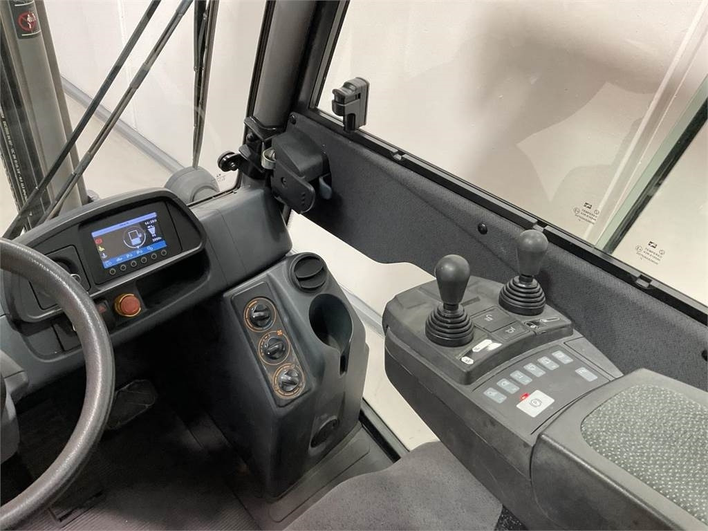 Dyzelinis krautuvas Jungheinrich DFG 425S: foto 6