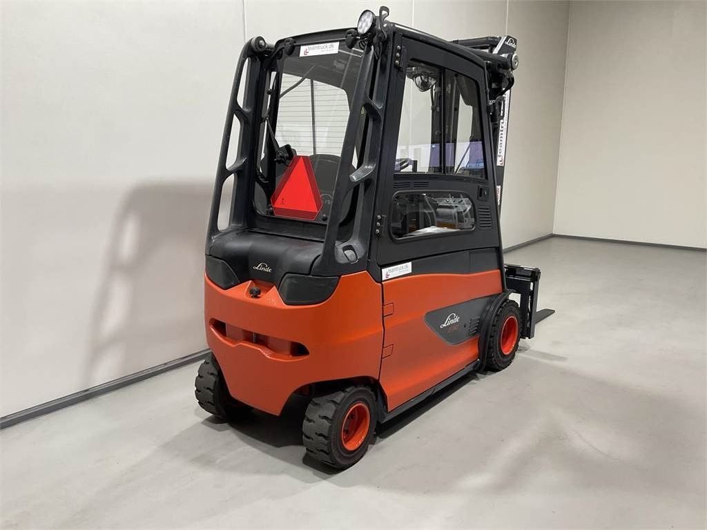 Linde E30HL-01/600 - Elektrinis krautuvas: foto 2 Linde E30HL-01/600 - Elektrinis krautuvas: foto 2