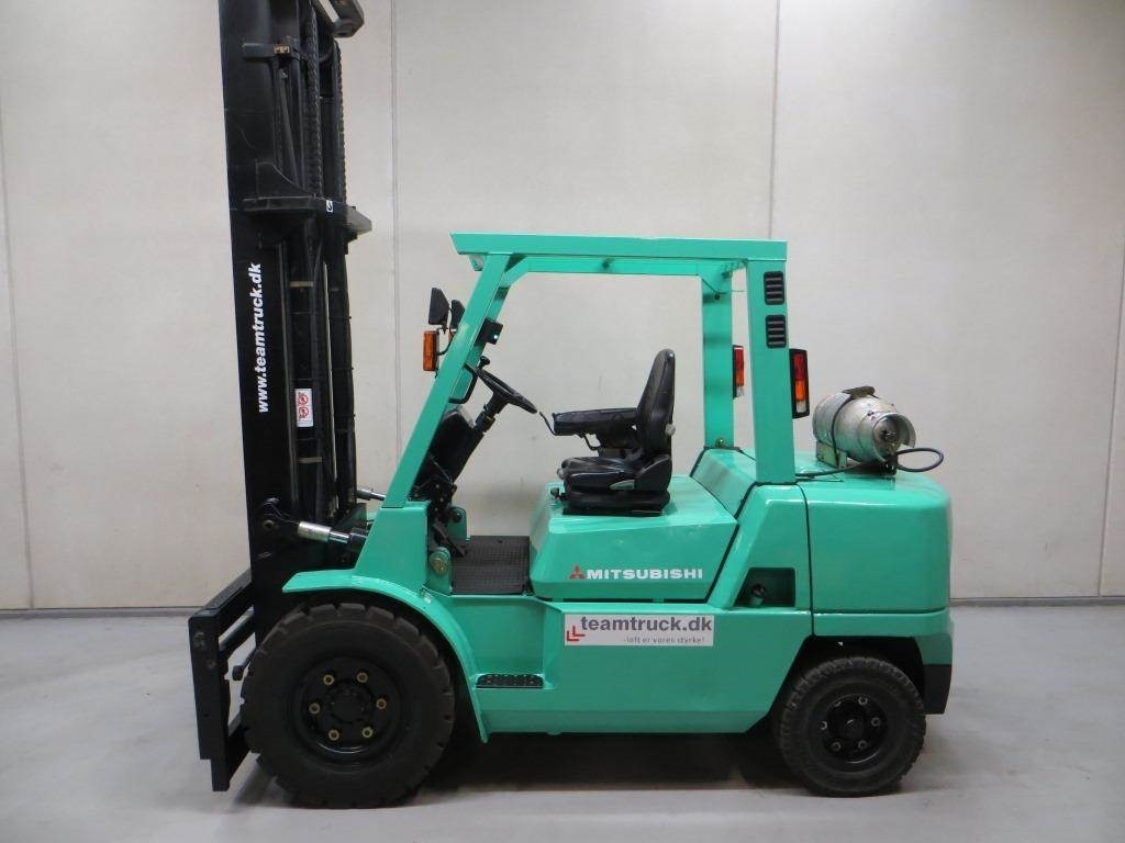 Mitsubishi FG45K2 - Dujinis krautuvas: foto 2 Mitsubishi FG45K2 - Dujinis krautuvas: foto 2