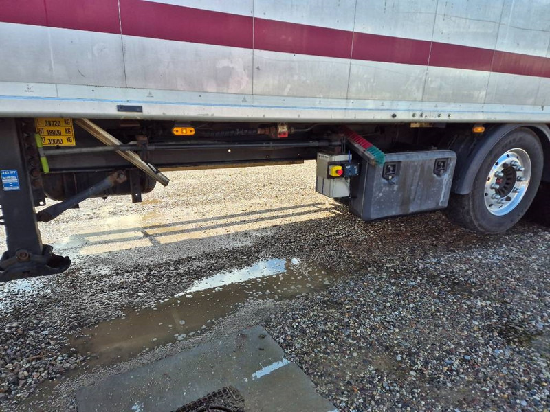 AMT 4 akslet walking floor trailer - Su slankiojanciomis grindimis puspriekabė: foto 3 AMT 4 akslet walking floor trailer - Su slankiojanciomis grindimis puspriekabė: foto 3