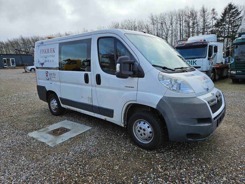 Citroën Jumper 33 2,2 HDi 120 Kassevogn L2H1 5d - Mažas furgonas: foto 2 Citroën Jumper 33 2,2 HDi 120 Kassevogn L2H1 5d - Mažas furgonas: foto 2