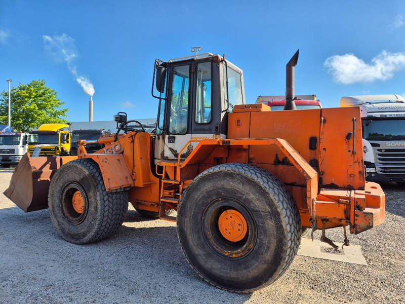 Hitachi FR 130 - Ratinis krautuvas: foto 4 Hitachi FR 130 - Ratinis krautuvas: foto 4