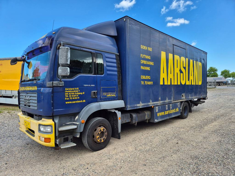 MAN TGM 12.280 // Lift // Sideopening - Furgonas sunkvežimis: foto 1 MAN TGM 12.280 // Lift // Sideopening - Furgonas sunkvežimis: foto 1