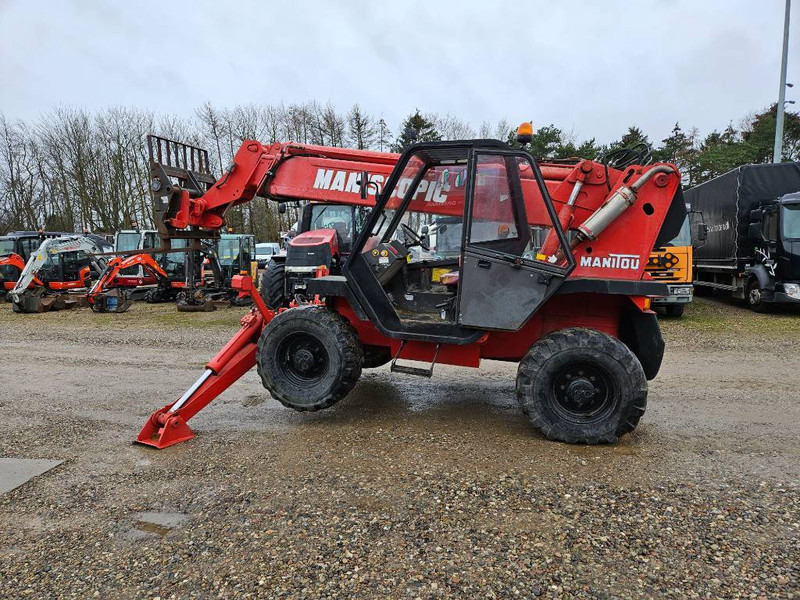 Manitou MT 1230 S CP - Teleskopinis krautuvas: foto 4 Manitou MT 1230 S CP - Teleskopinis krautuvas: foto 4