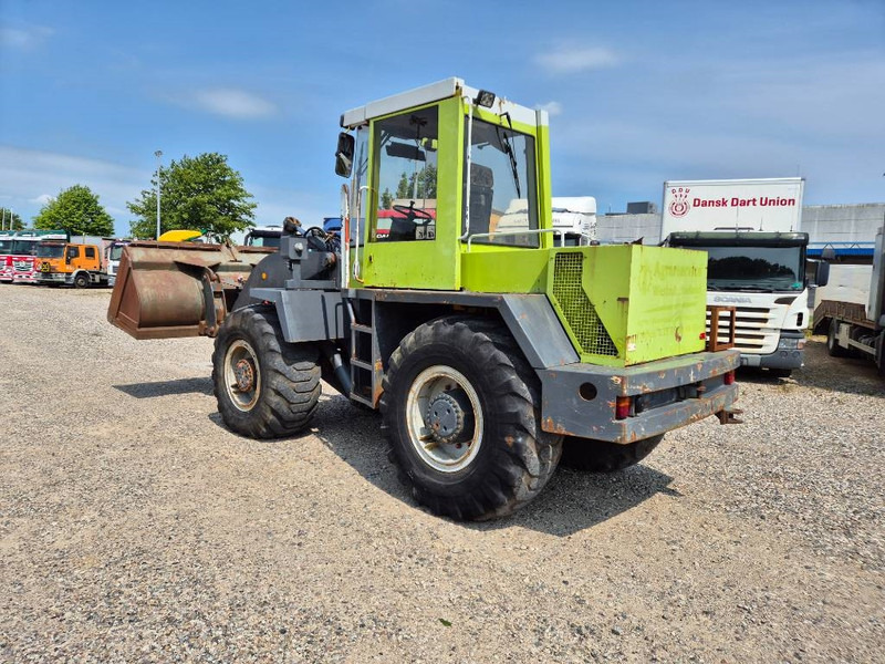 O & K L15 With bucket and quickshift - Ratinis krautuvas: foto 4 O & K L15 With bucket and quickshift - Ratinis krautuvas: foto 4