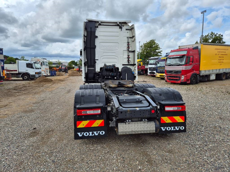 Volvo FH 500 6x2 // ACC/ Retarder // 10 Wheeler - Vilkikas: foto 4 Volvo FH 500 6x2 // ACC/ Retarder // 10 Wheeler - Vilkikas: foto 4