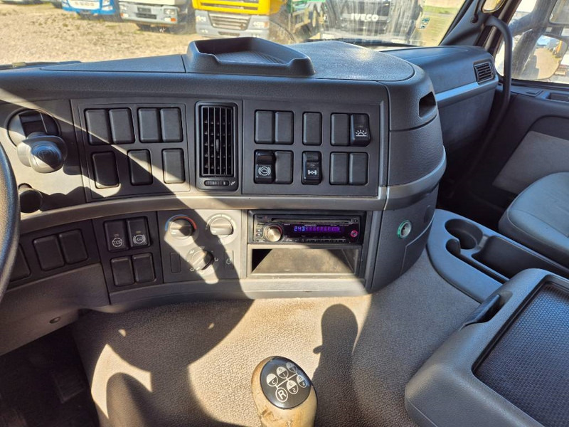 Vilkikas Volvo FM 300 // 4x2 // Manuel: foto 15 Vilkikas Volvo FM 300 // 4x2 // Manuel: foto 15