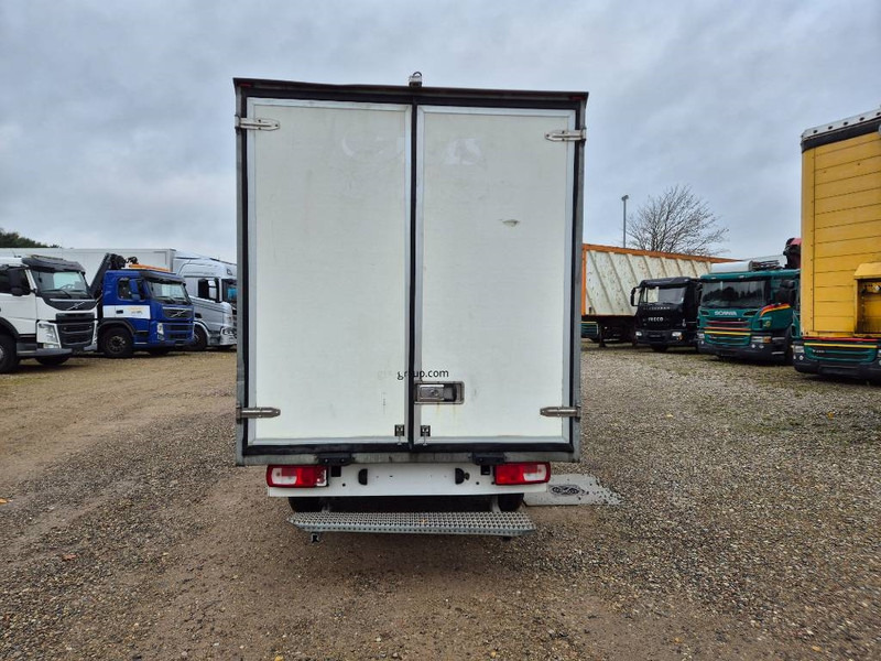 Volkswagen Crafter 35 2,0 TDi 140 BOX / DOORS - Krovininis mikroautobusas: foto 4 Volkswagen Crafter 35 2,0 TDi 140 BOX / DOORS - Krovininis mikroautobusas: foto 4