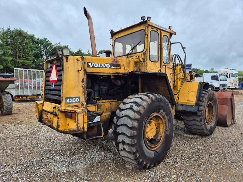 Volvo BM 4300 - Ratinis krautuvas: foto 5 Volvo BM 4300 - Ratinis krautuvas: foto 5
