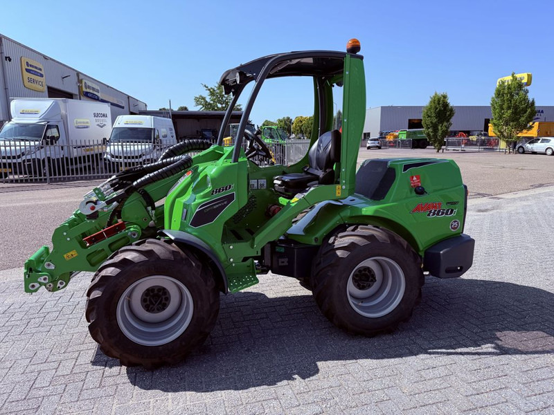 Avant 860i TDL + 1900kg 3.5 mtr 30km/h - Ratinis krautuvas: foto 5 Avant 860i TDL + 1900kg 3.5 mtr 30km/h - Ratinis krautuvas: foto 5