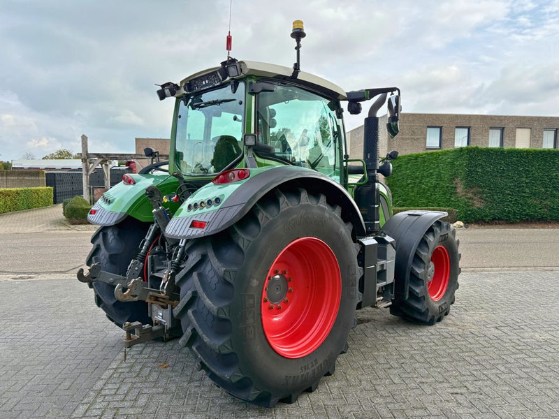 Fendt 720 S4 Vario PowerPlus - Traktorius: foto 3 Fendt 720 S4 Vario PowerPlus - Traktorius: foto 3
