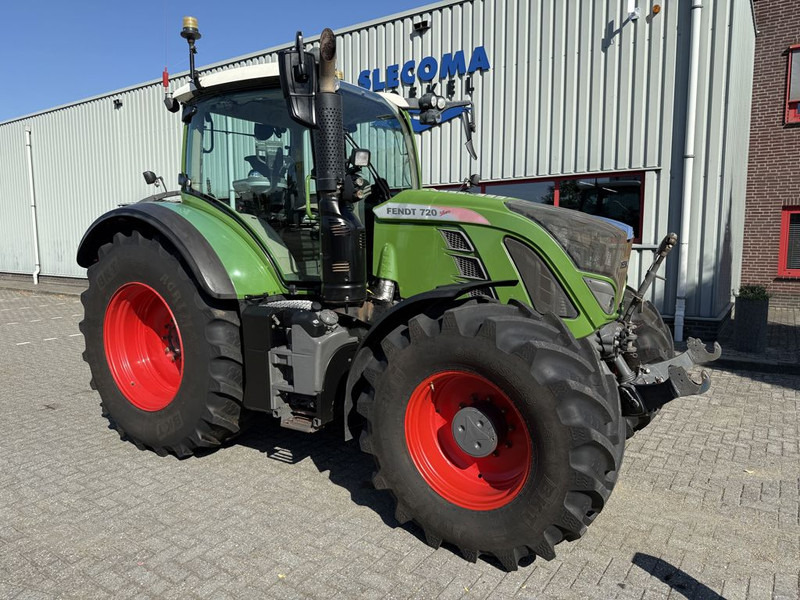 Fendt 720 S4 Vario PowerPlus - Traktorius: foto 4 Fendt 720 S4 Vario PowerPlus - Traktorius: foto 4