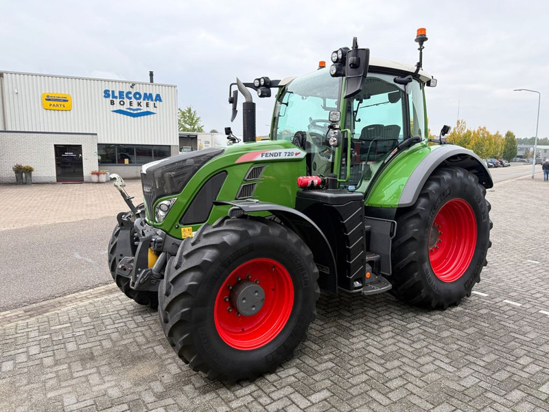 Fendt 720 S4 Vario Profi Plus - Traktorius: foto 1 Fendt 720 S4 Vario Profi Plus - Traktorius: foto 1