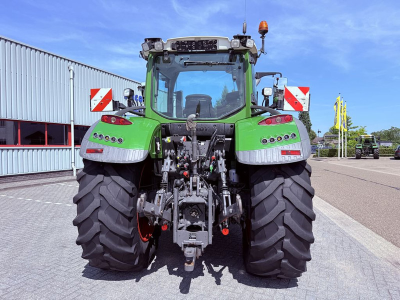 Fendt 722 Vario Power + - Traktorius: foto 4 Fendt 722 Vario Power + - Traktorius: foto 4