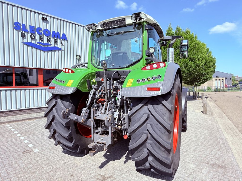 Fendt FENDT 720 Profi Plus - Traktorius: foto 2 Fendt FENDT 720 Profi Plus - Traktorius: foto 2
