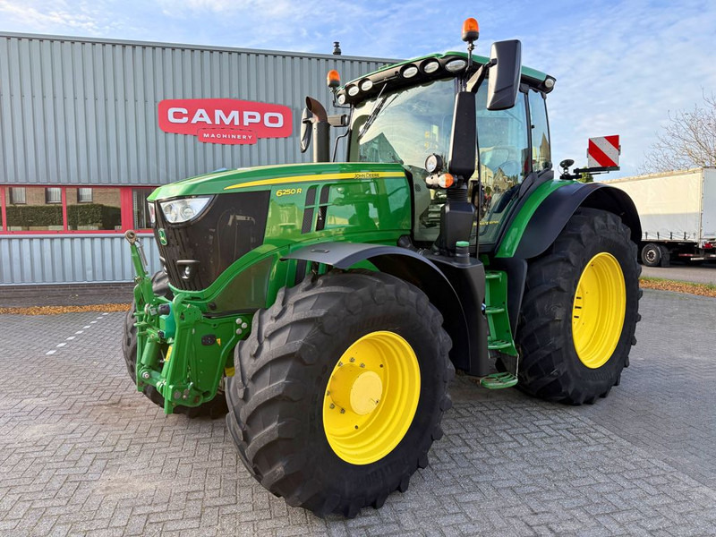 John Deere 6250R Ultimate Edition Autopowr - Traktorius: foto 1 John Deere 6250R Ultimate Edition Autopowr - Traktorius: foto 1