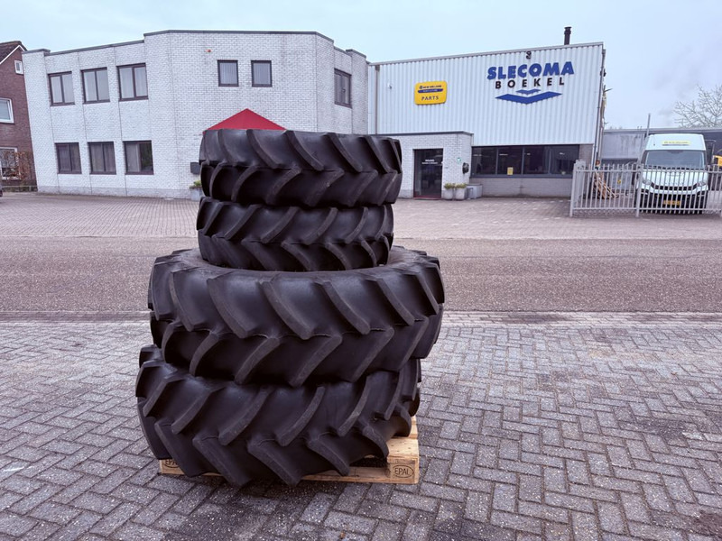 Mitas 420/70R30 & 300/70R20 Compl wheel - Padangos ir ratlankiai: foto 5 Mitas 420/70R30 & 300/70R20 Compl wheel - Padangos ir ratlankiai: foto 5