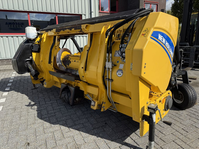 New Holland 300FPE Gras Pickup - Kombainas: foto 4 New Holland 300FPE Gras Pickup - Kombainas: foto 4