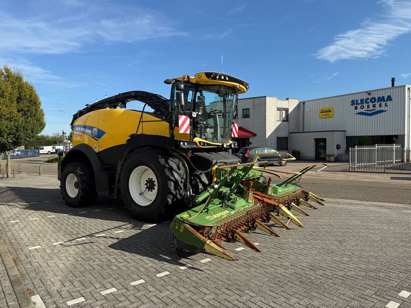New Holland FR550 Forage Cruiser + Krone Easycollect - Pašarų kombainas: foto 1 New Holland FR550 Forage Cruiser + Krone Easycollect - Pašarų kombainas: foto 1