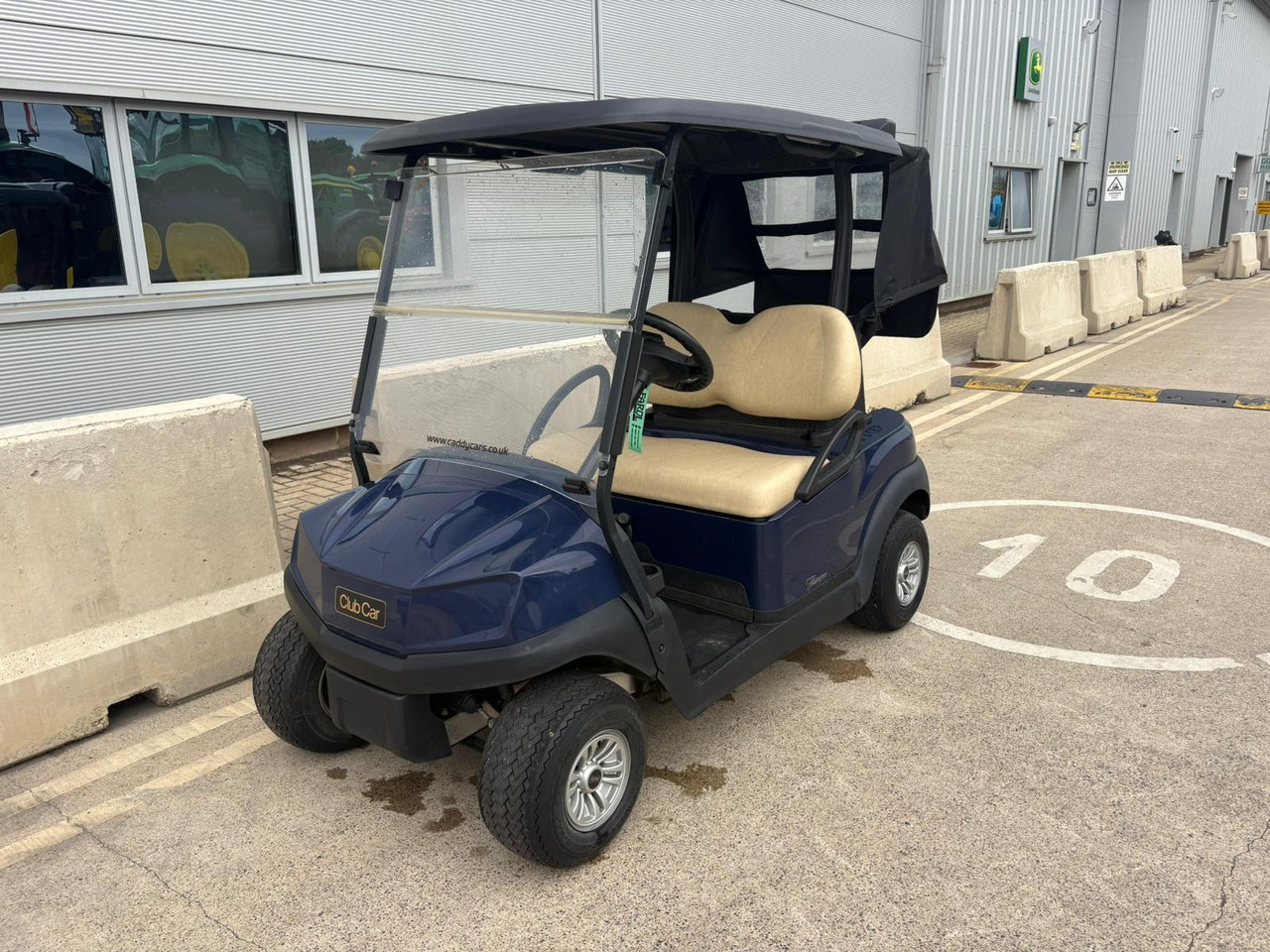 Clubcar Temp Golf Buggy - Golfo vežimėlias: foto 2 Clubcar Temp Golf Buggy - Golfo vežimėlias: foto 2