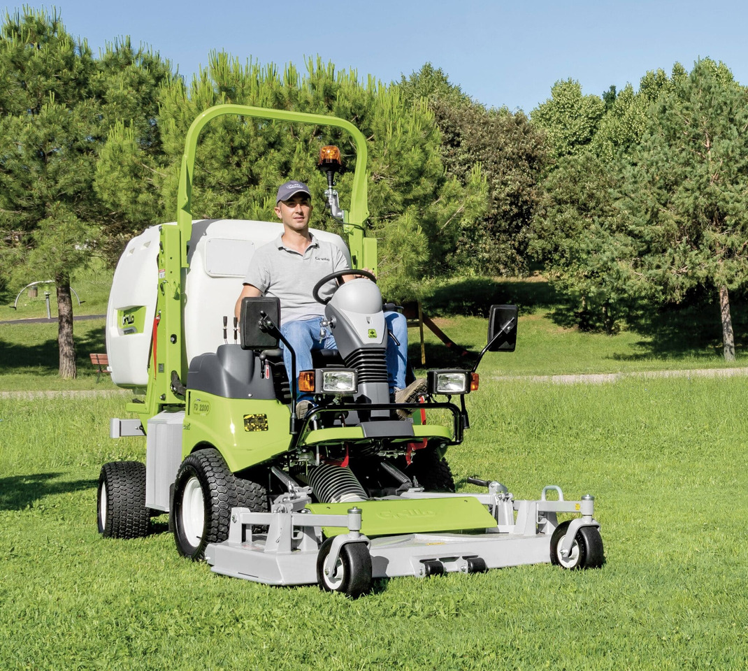 Grillo FD2200TS mower - Vejapjovė: foto 1 Grillo FD2200TS mower - Vejapjovė: foto 1