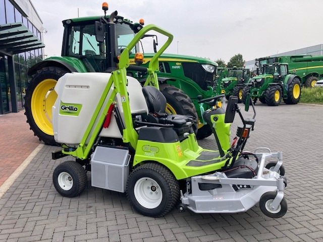 Grillo FD900 Outfront Cut & Collect - Vejapjovė: foto 1 Grillo FD900 Outfront Cut & Collect - Vejapjovė: foto 1