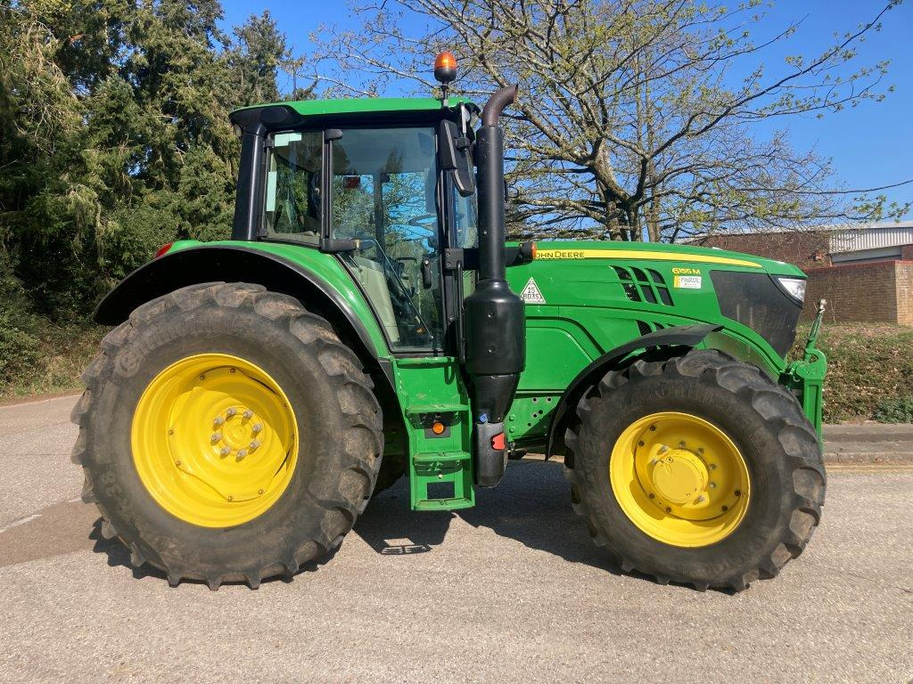 JOHN DEERE 6155M - Traktorius: foto 1 JOHN DEERE 6155M - Traktorius: foto 1